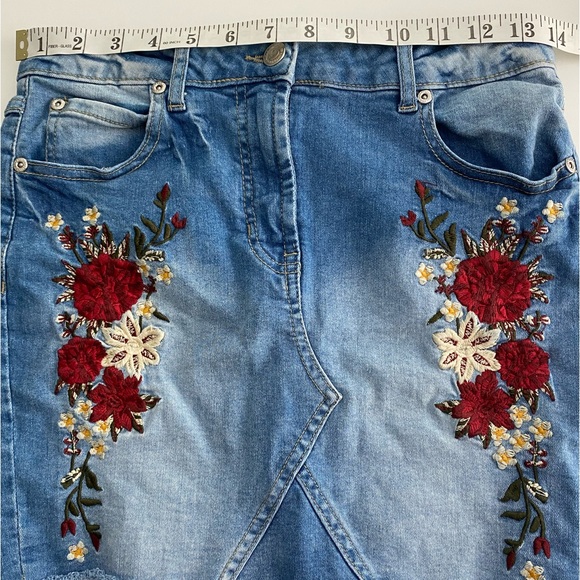 Parisian Floral Embroidered Denim Skirt - Picture 5 of 8